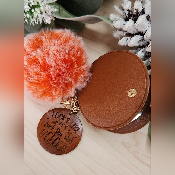 Mirror Keychain and Puff with Laser Engraved Charm - Picture 4 of 9